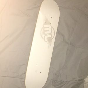 Mini-Logo Deck